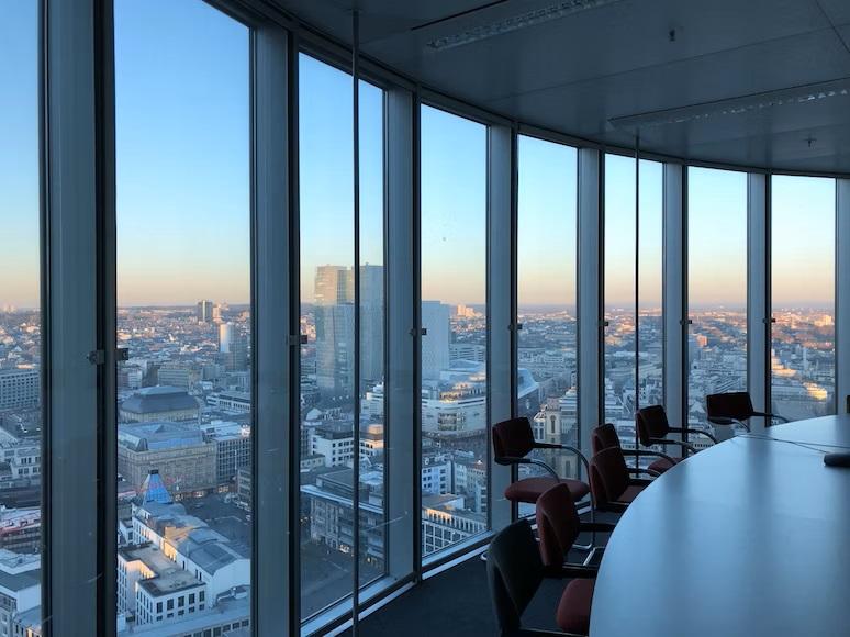 Die 6 Vorteile von Coworking-Spaces gegenüber traditionellen Büros